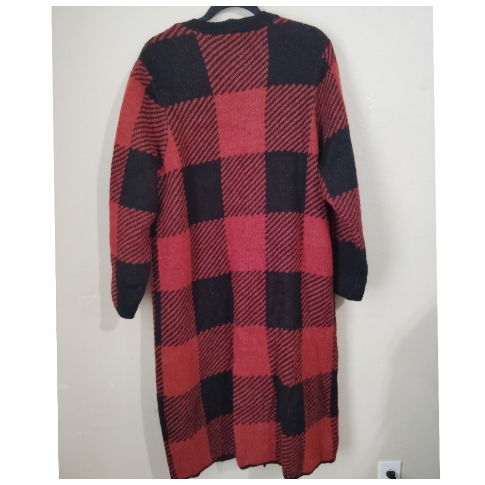 Torrid Duster Open Front Black And Red Plaid Sweater Cabincore  Size 2 - Picture 3 of 5